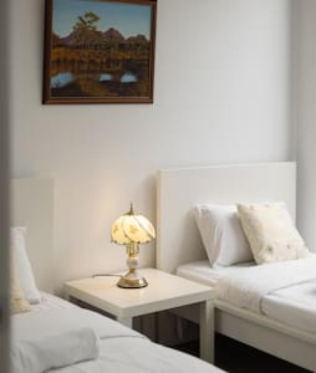 Of Toowong Neat Near Station Apartment *