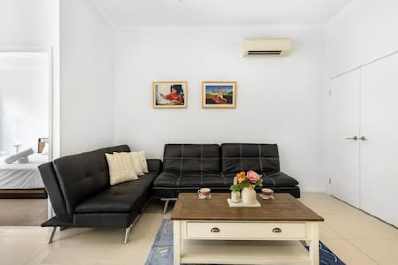 Of Toowong Neat Near Station * Brisbane